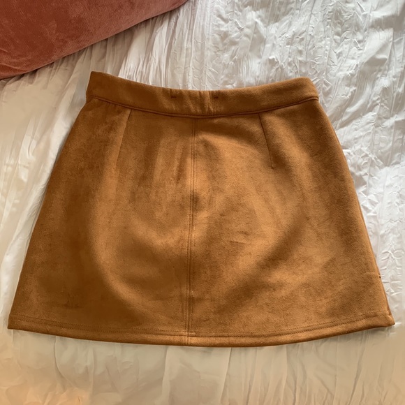 AKIRA Brown suede skirt - Picture 3 of 4
